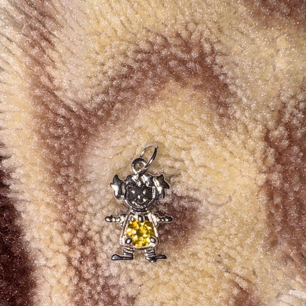 Silver and Yellow Pendant Necklace
